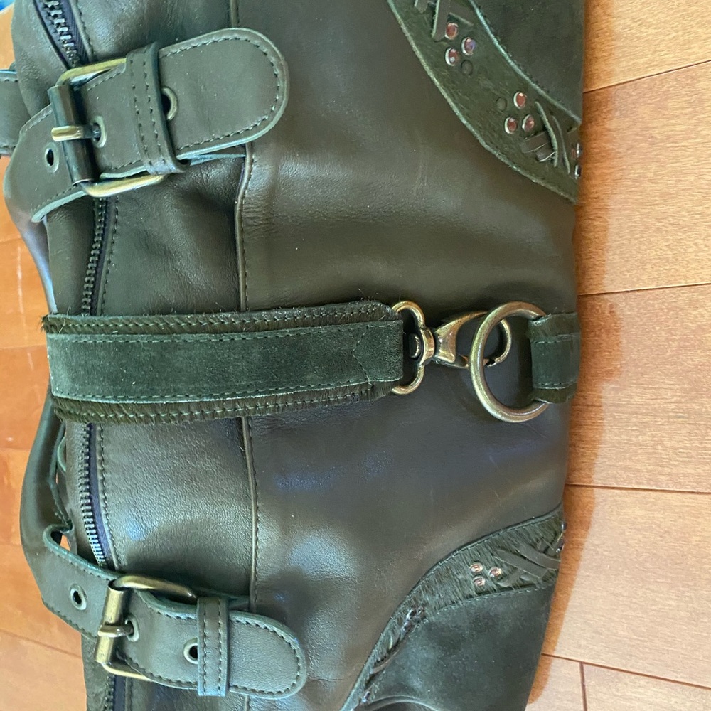 Purse - Picture 2 of 3